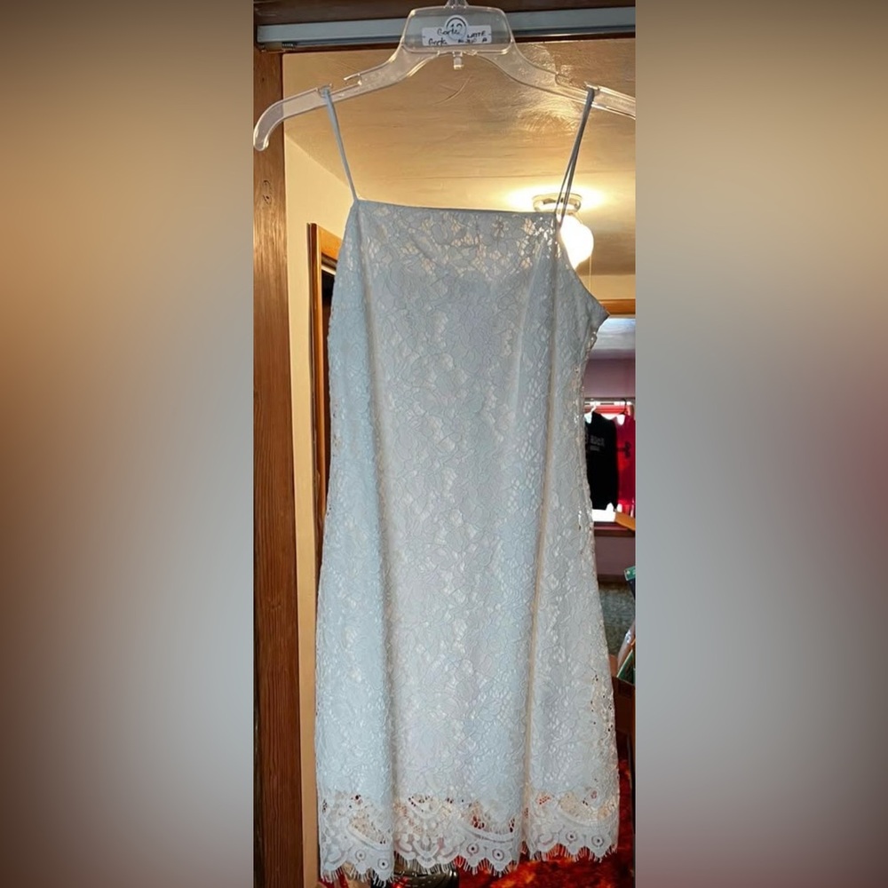 Elegant White Lace Dress
